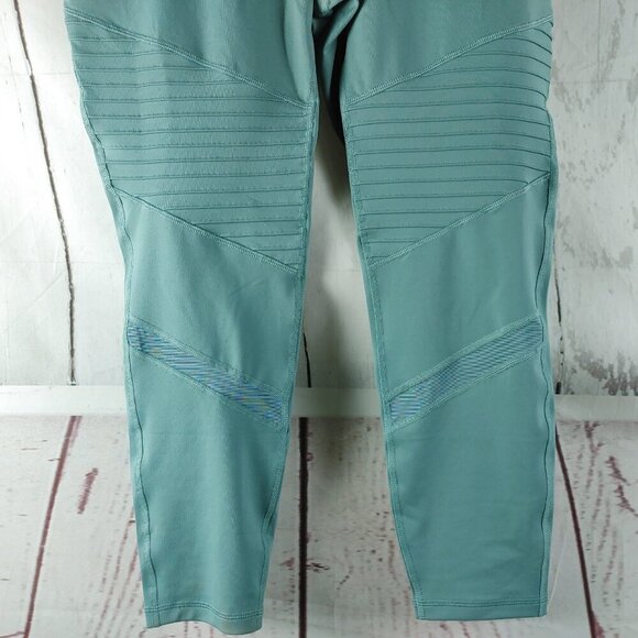 Old Navy Active Elevate Sage Green Legging 7/8 Ankle High Rise Go Dry Sz XL NWT - Picture 3 of 8